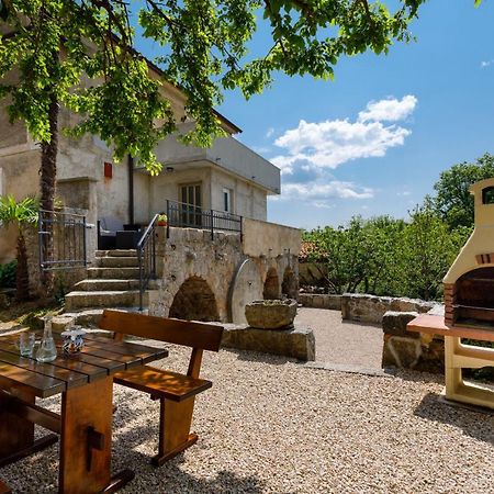 Kuca Za Odmor "Na Paltu" Risika Exterior foto